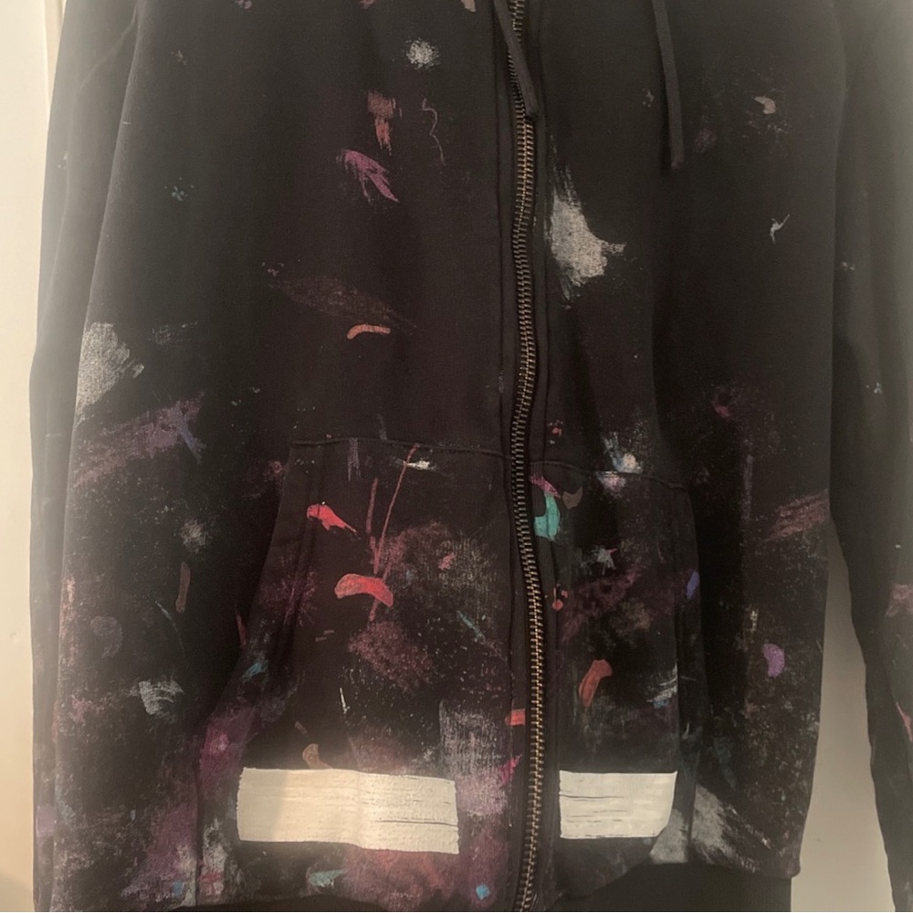 Off white sweater Great condition trying to get rid of it size:S